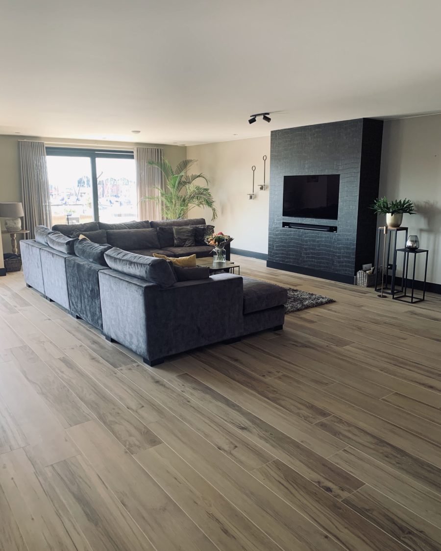 Keramische houtlook vloer, foto 1