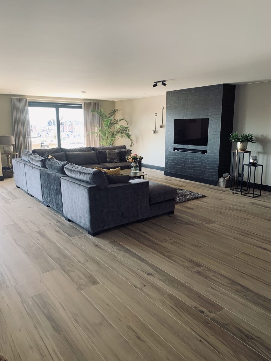 Keramische houtlook vloer, foto 1