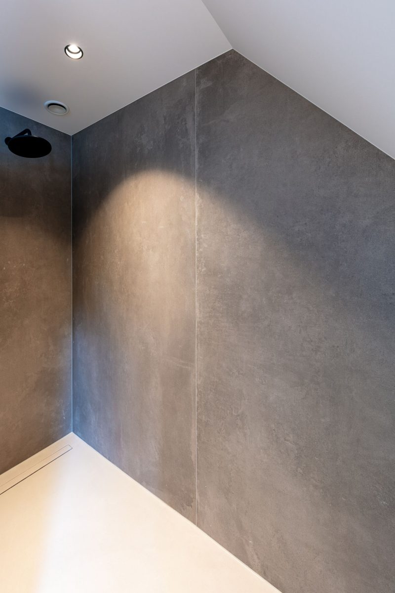 Zwarte badkamer met mozaïek, foto 10